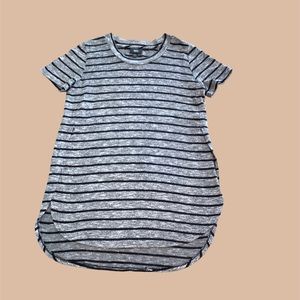 Mossimo Striped Tee Shirt, size XS 😎